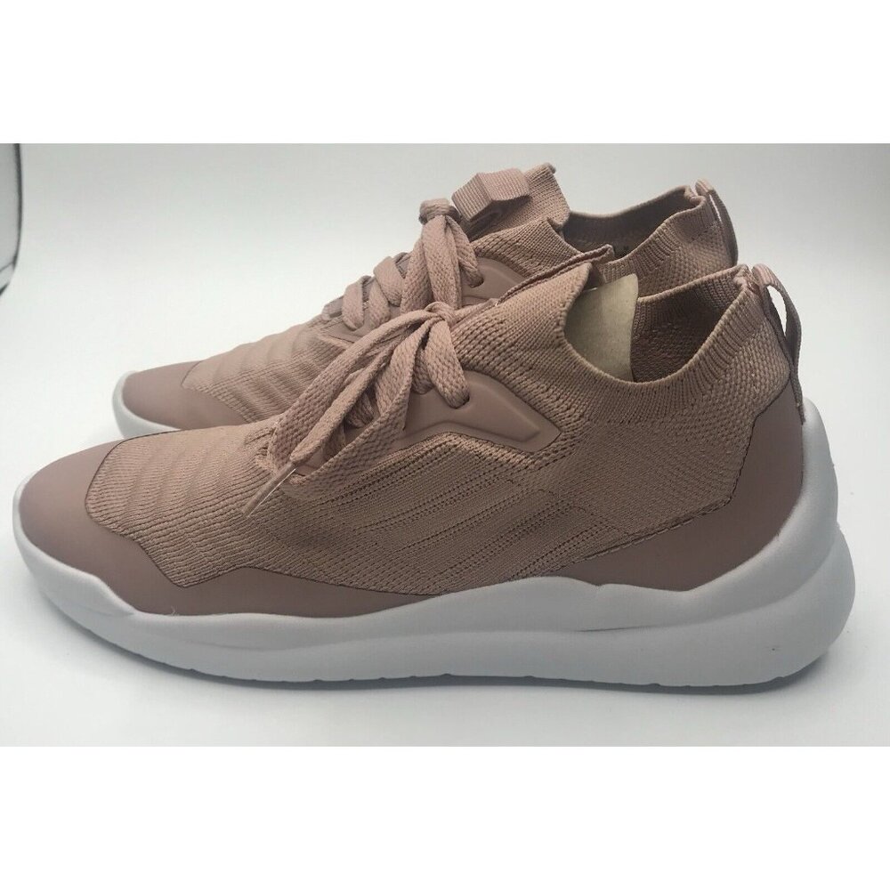 Nine West Sneakers Womens Size 6.5 Play2 Nude Slip On